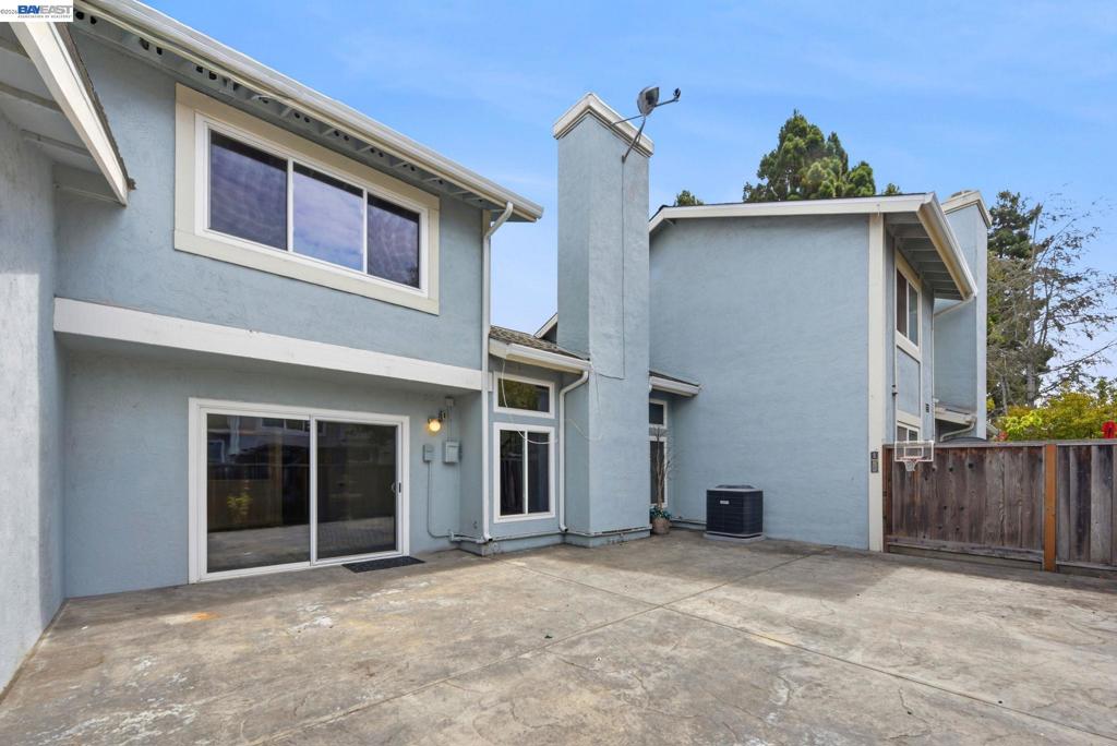 2423 Blackpool Ln Property Photo 35