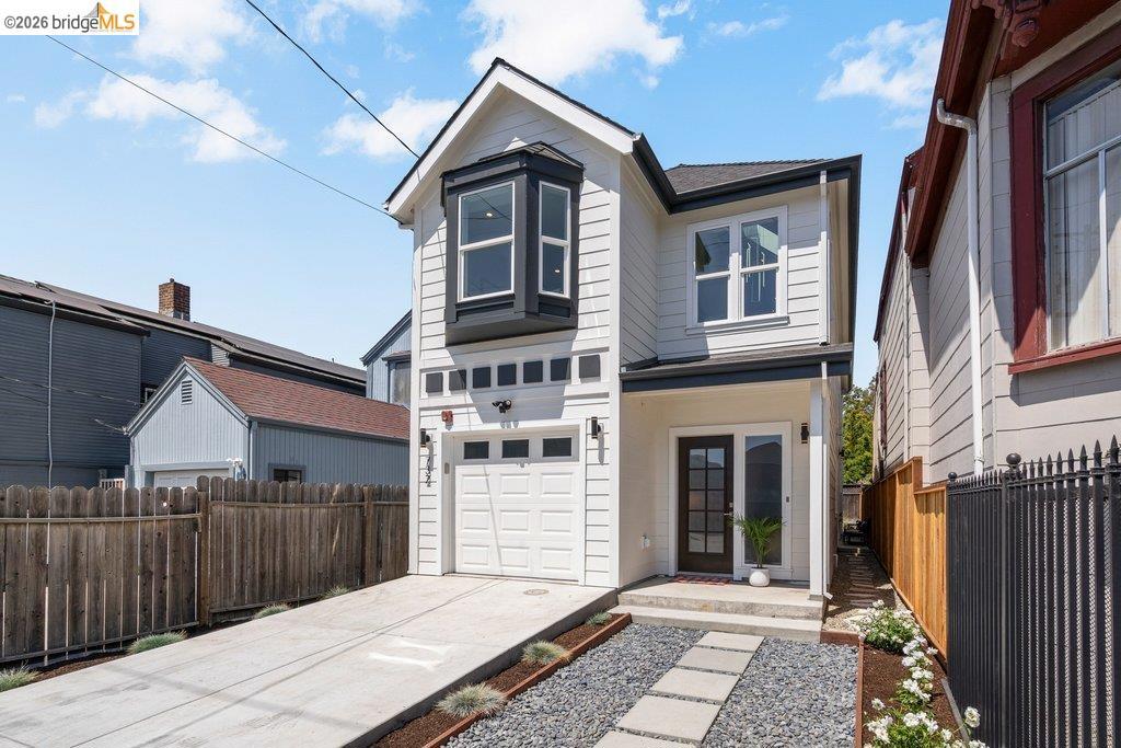 732 26th Street Property Photo 1