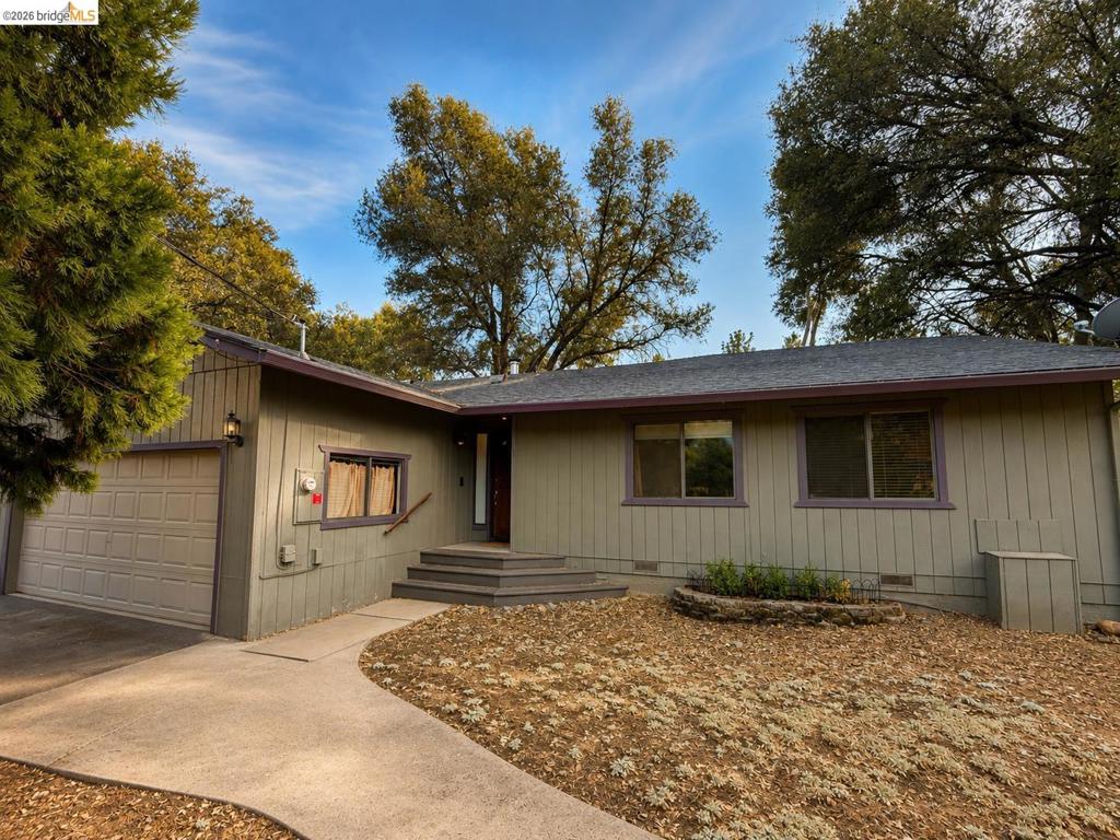20663 Ferretti Rd Property Photo 2