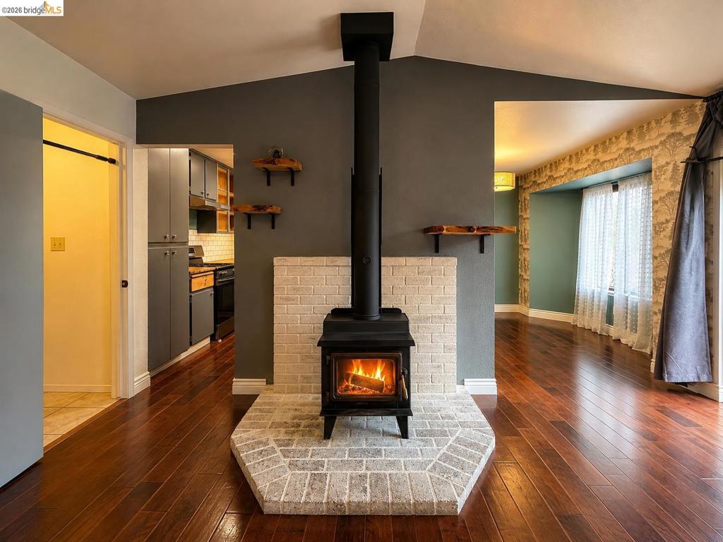 20663 Ferretti Rd Property Photo 4