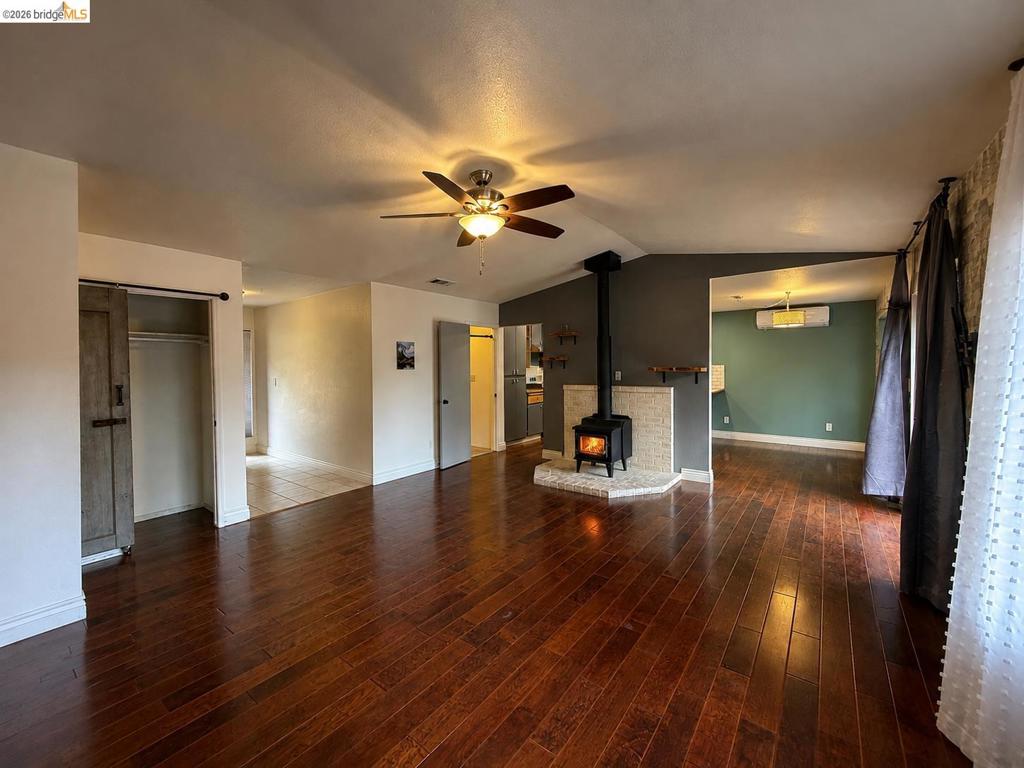 20663 Ferretti Rd Property Photo 5