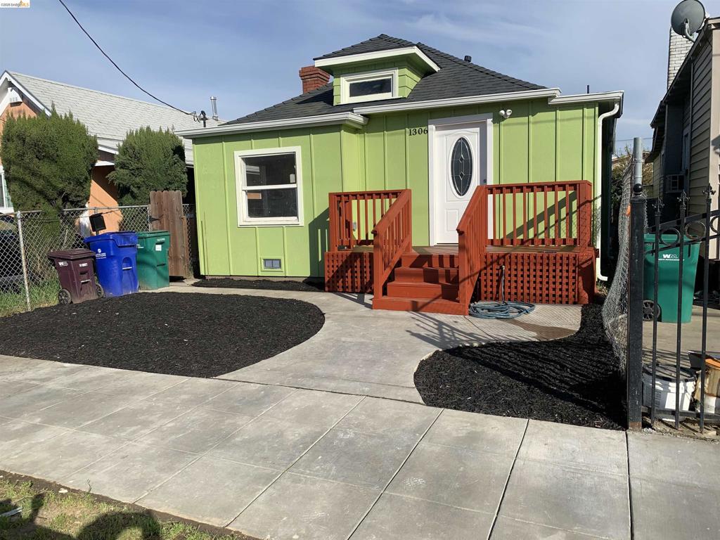1306 53rd Avenue Property Photo 1