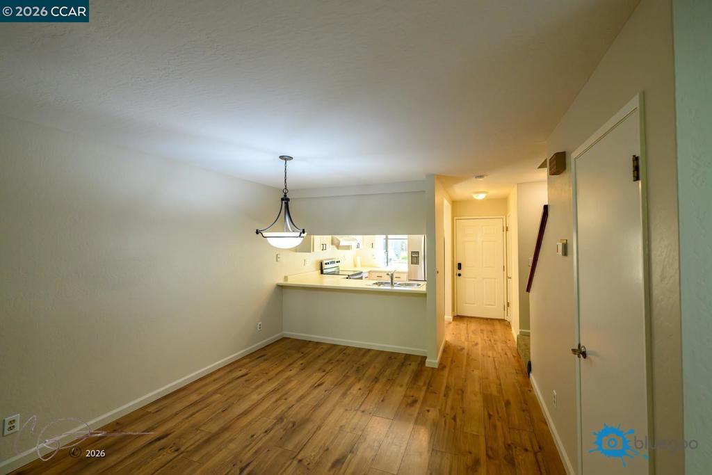 324 Eastgate Ln Property Photo 8
