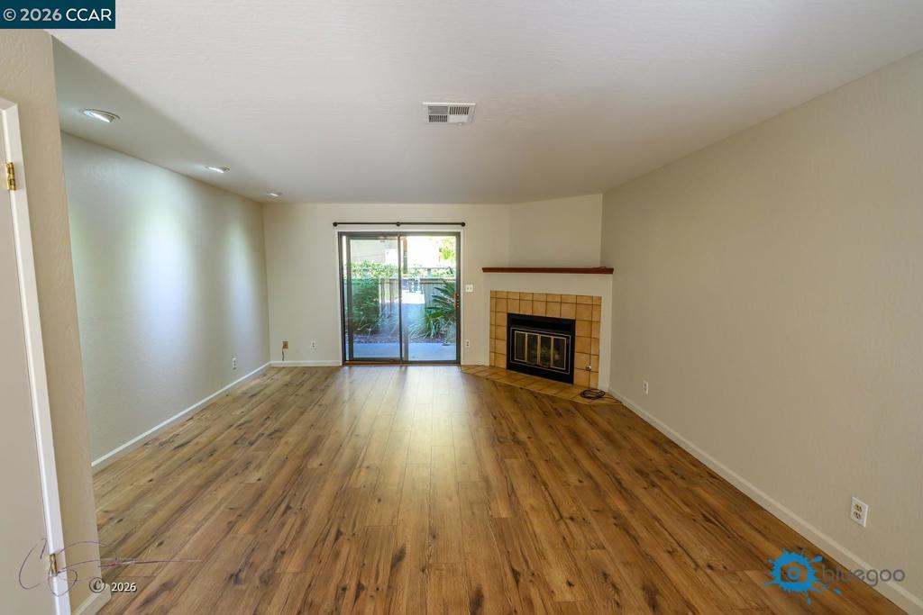 324 Eastgate Ln Property Photo 12