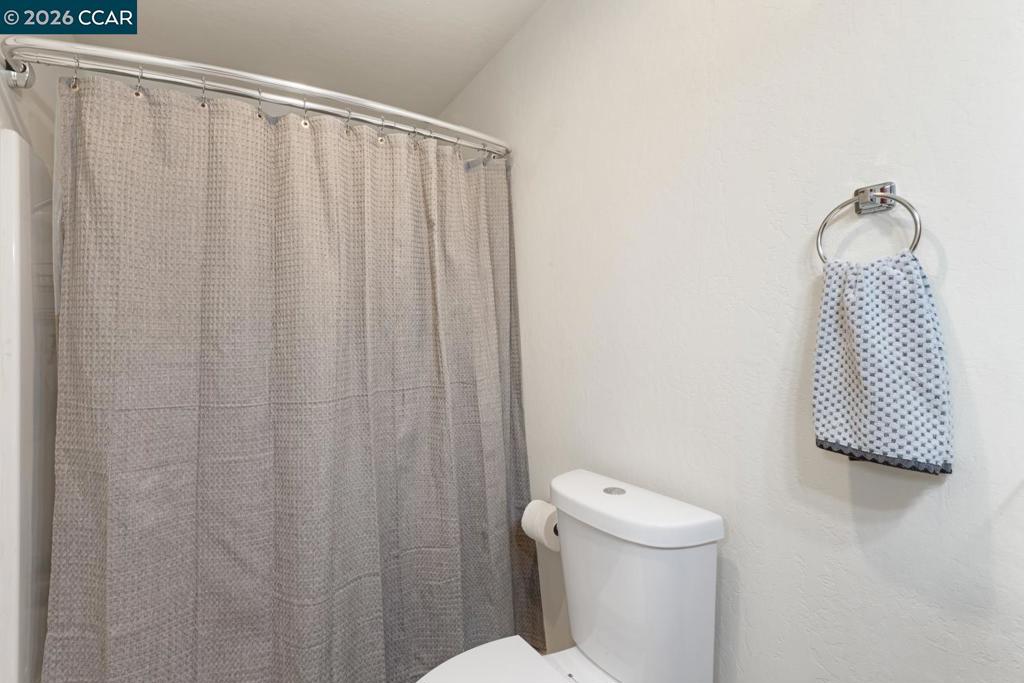 324 Eastgate Ln Property Photo 33
