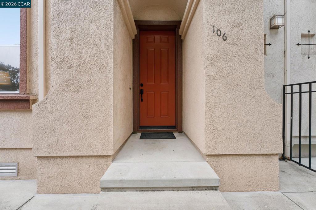 106 Santa Ines St Property Photo 9