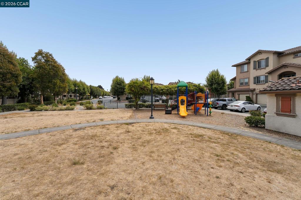 106 Santa Ines St Property Photo 63