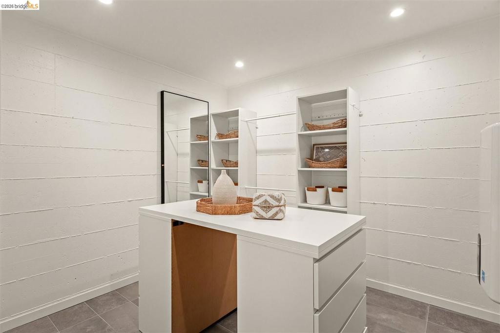 2241 Glen Ave Property Photo 44