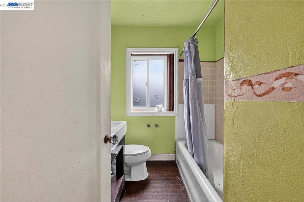 3148 California St Property Photo 17