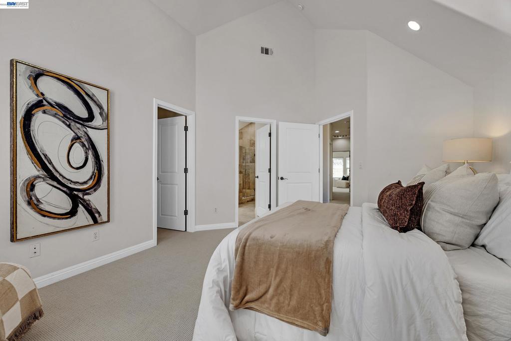 1015 Greenbrier Ct Property Photo 21