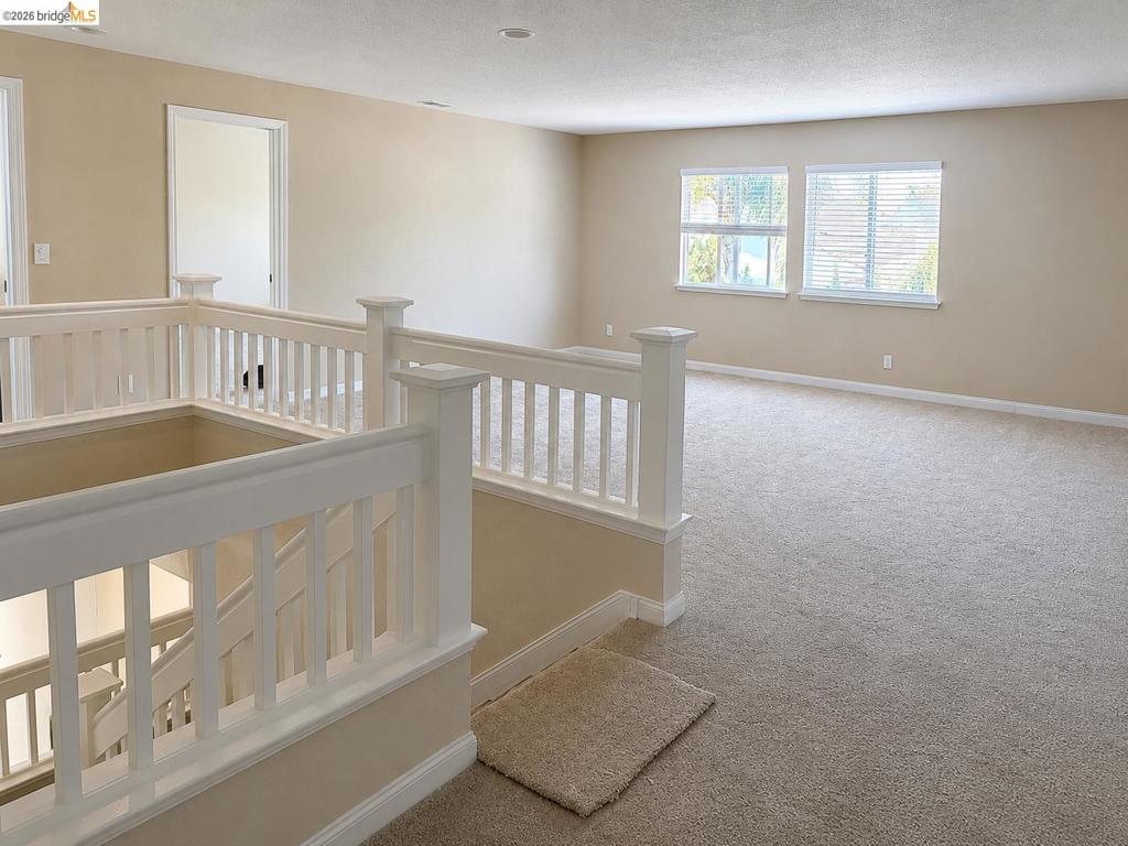 39 Keith Ct. Property Photo 5