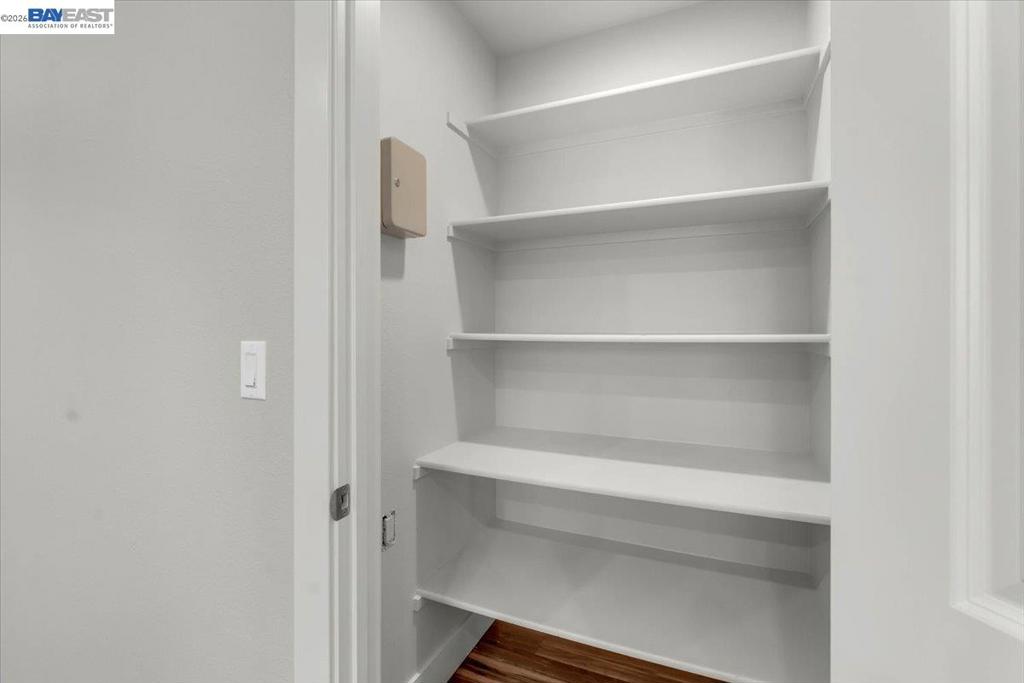 2584 Reservoir Ln Property Photo 18
