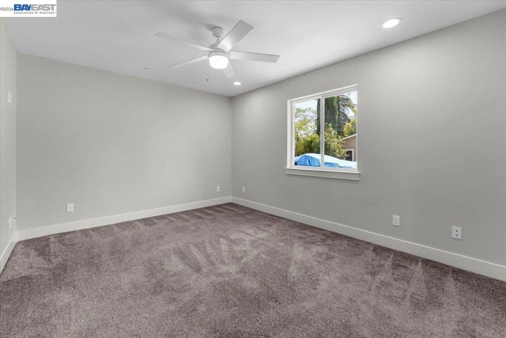 2584 Reservoir Ln Property Photo 21