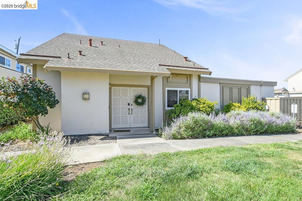 4874 Wolf Way Property Photo 1
