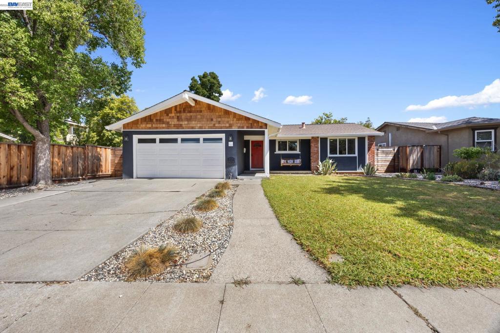 720 Leland Way Property Photo 28
