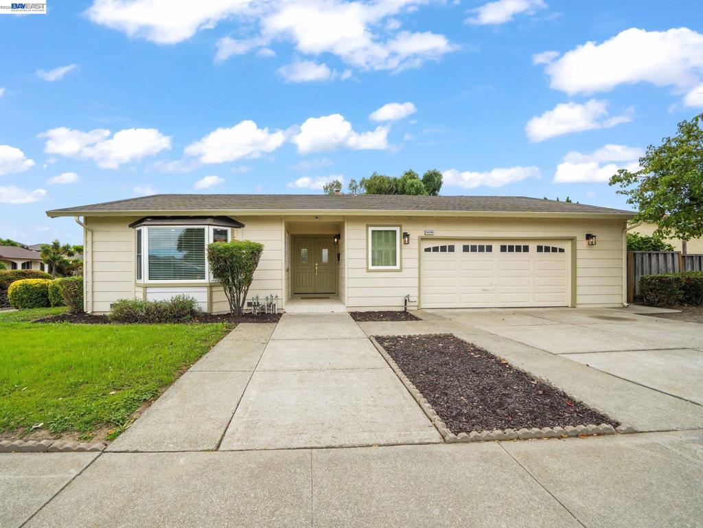 38399 Birch Street Property Photo 1