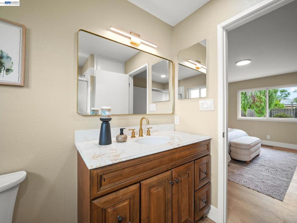 38399 Birch Street Property Photo 29