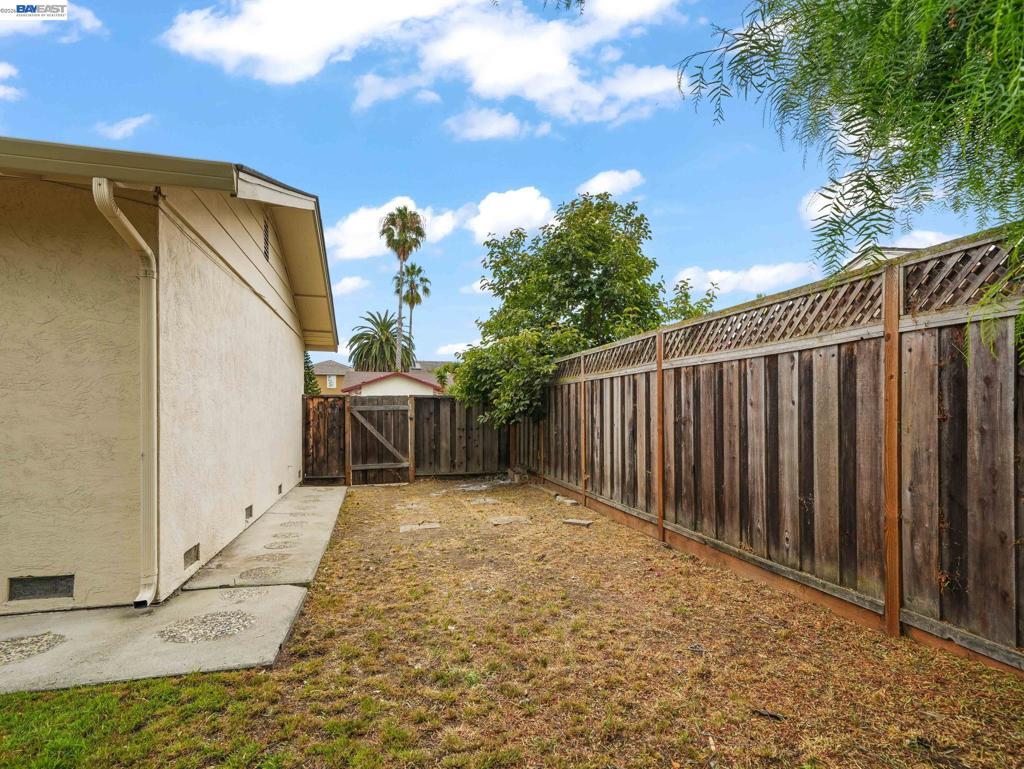 38399 Birch Street Property Photo 35