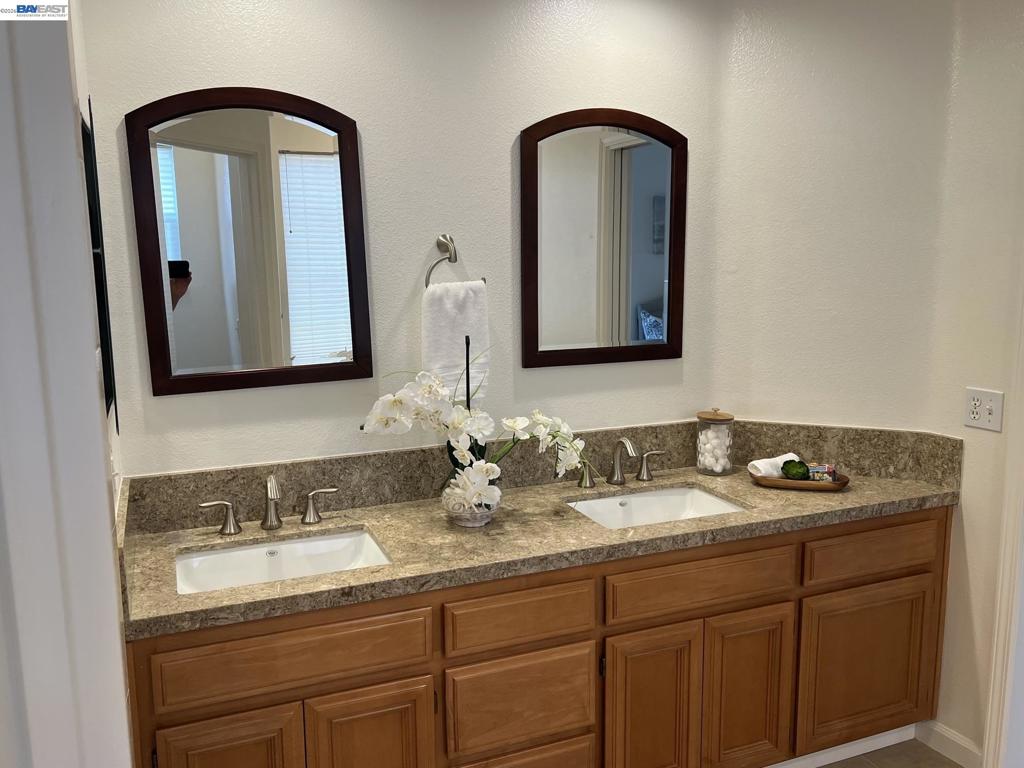 4541 Sweetgale Dr Property Photo 31