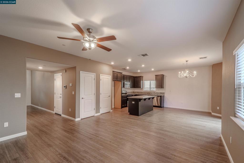 723 Phillipi Way Property Photo 10