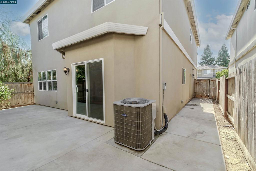 723 Phillipi Way Property Photo 30