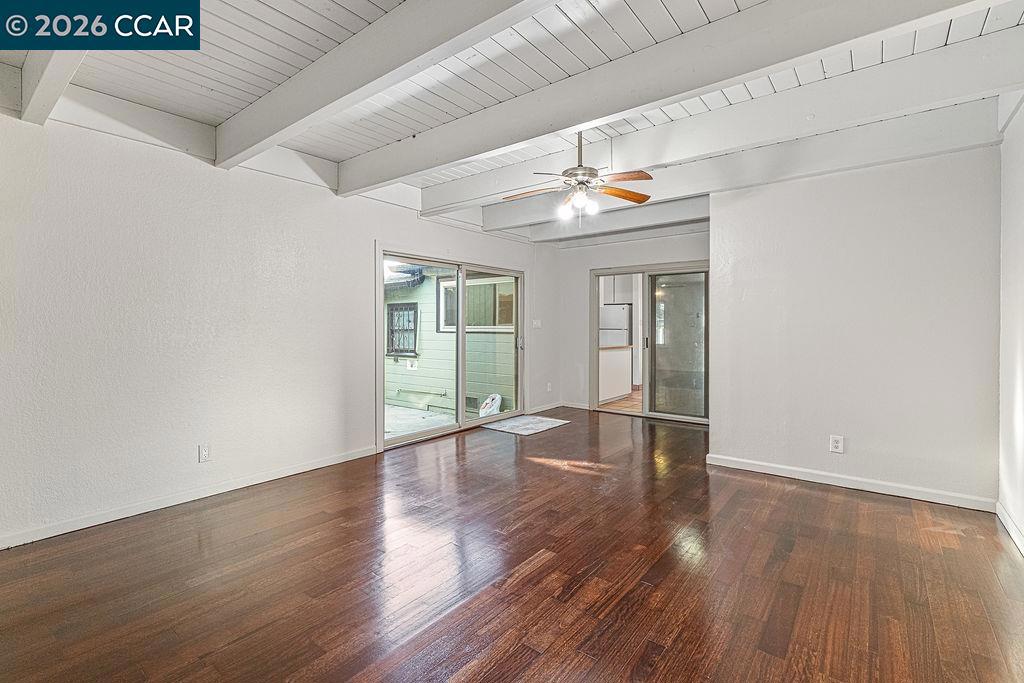 1419 Esmond Ave Property Photo 20