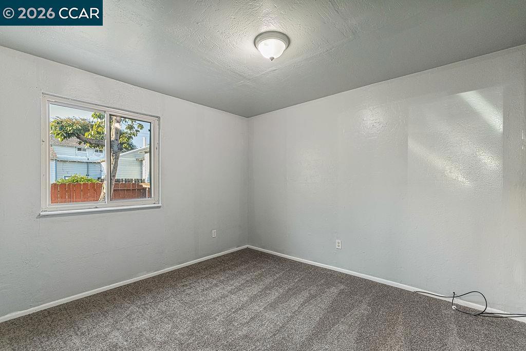 1419 Esmond Ave Property Photo 27