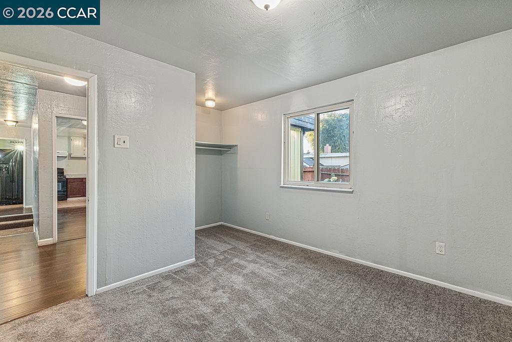 1419 Esmond Ave Property Photo 28