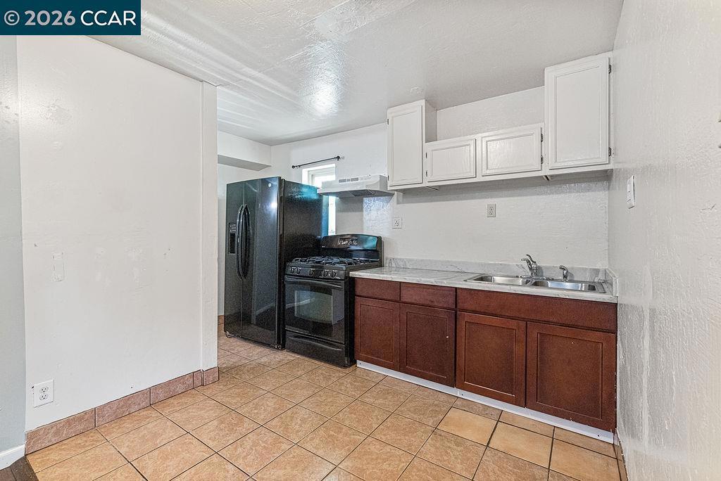1419 Esmond Ave Property Photo 30
