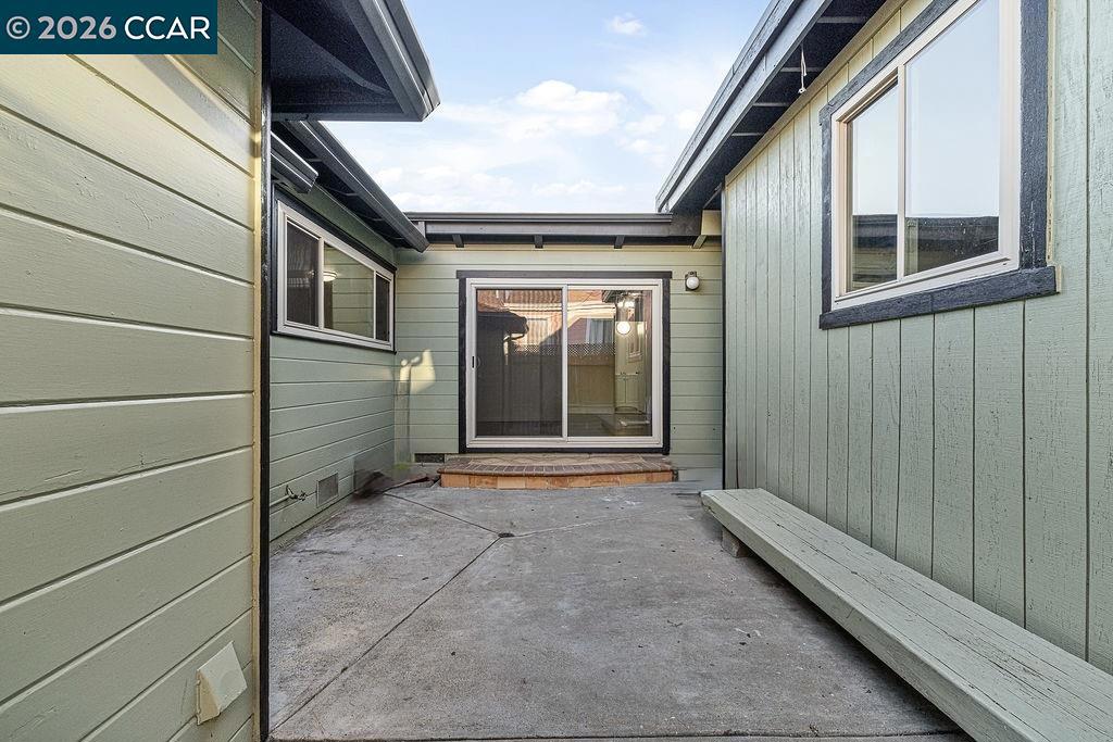 1419 Esmond Ave Property Photo 40