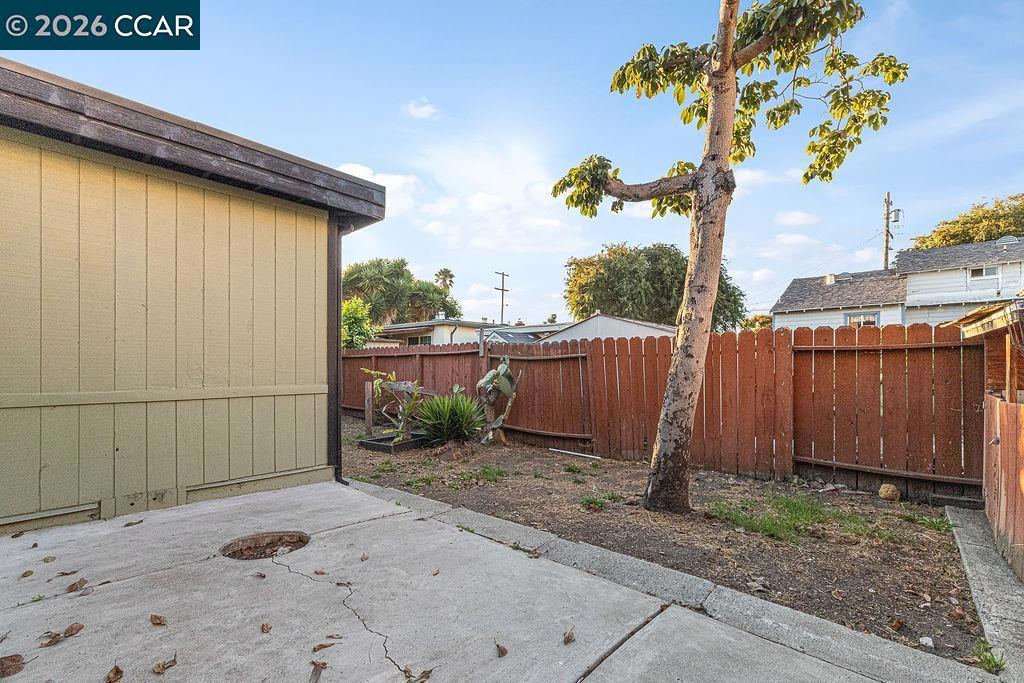 1419 Esmond Ave Property Photo 43