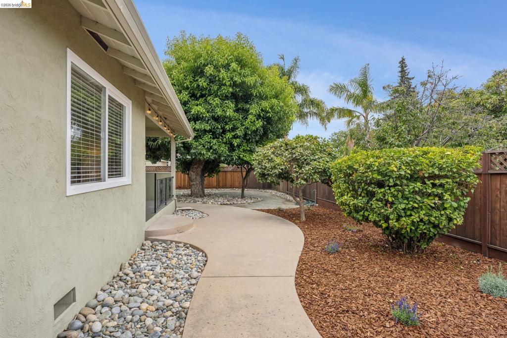 871 Joaquin Ave Property Photo 48