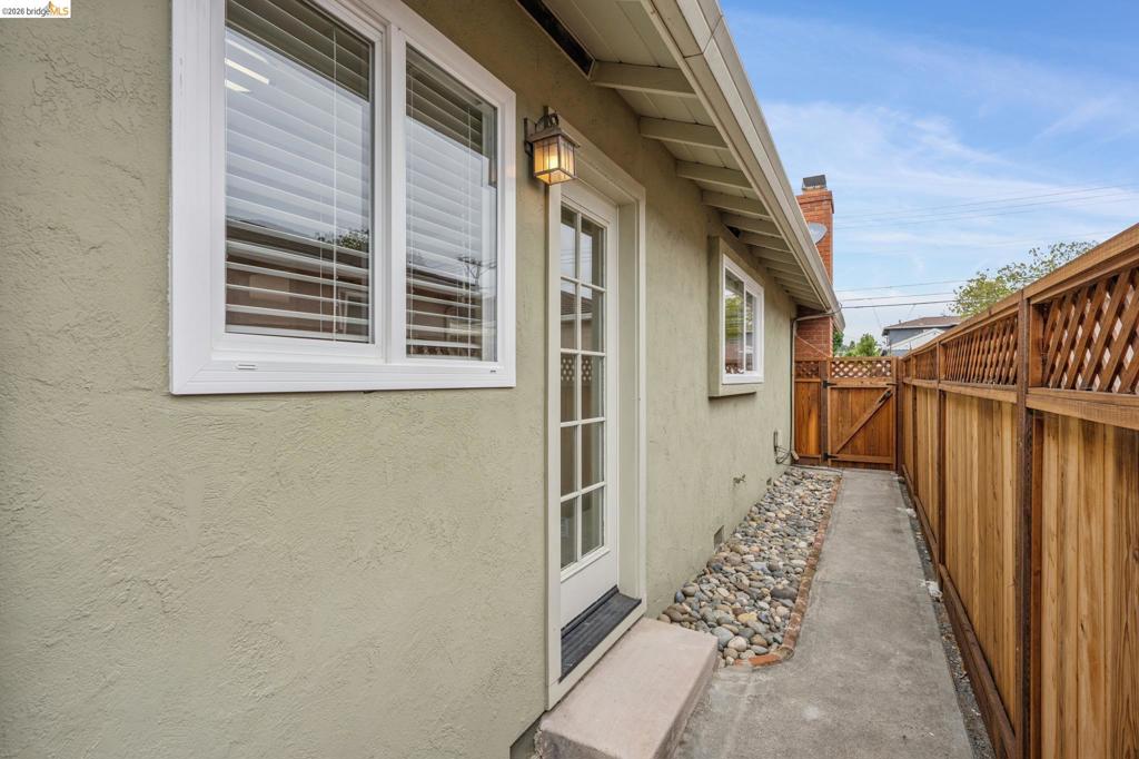871 Joaquin Ave Property Photo 61