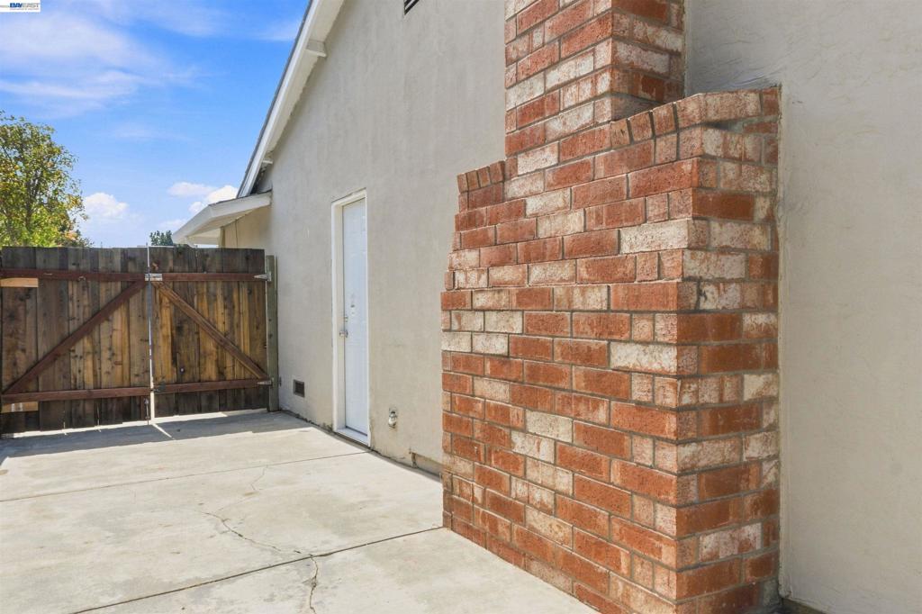 34704 Locke Ave Property Photo 32