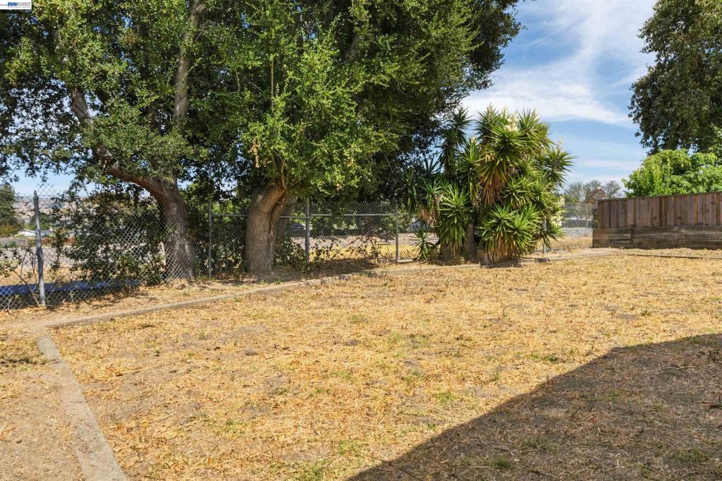 34704 Locke Ave Property Photo 34