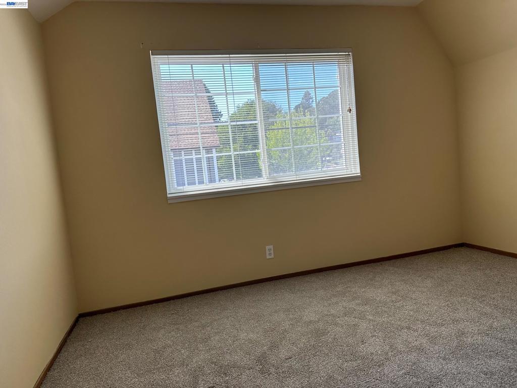 301 Poplar St Property Photo 30