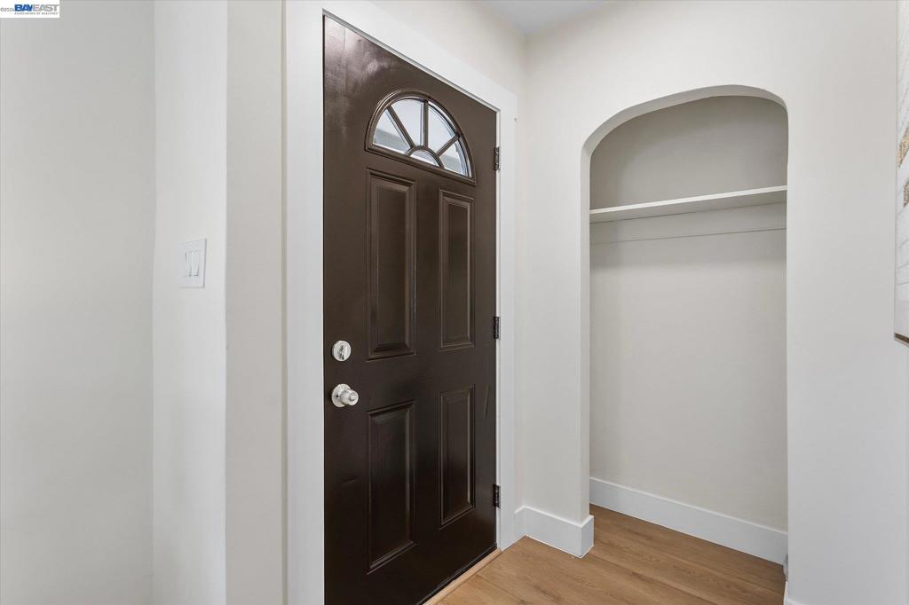 1707 78th Ave Property Photo 4
