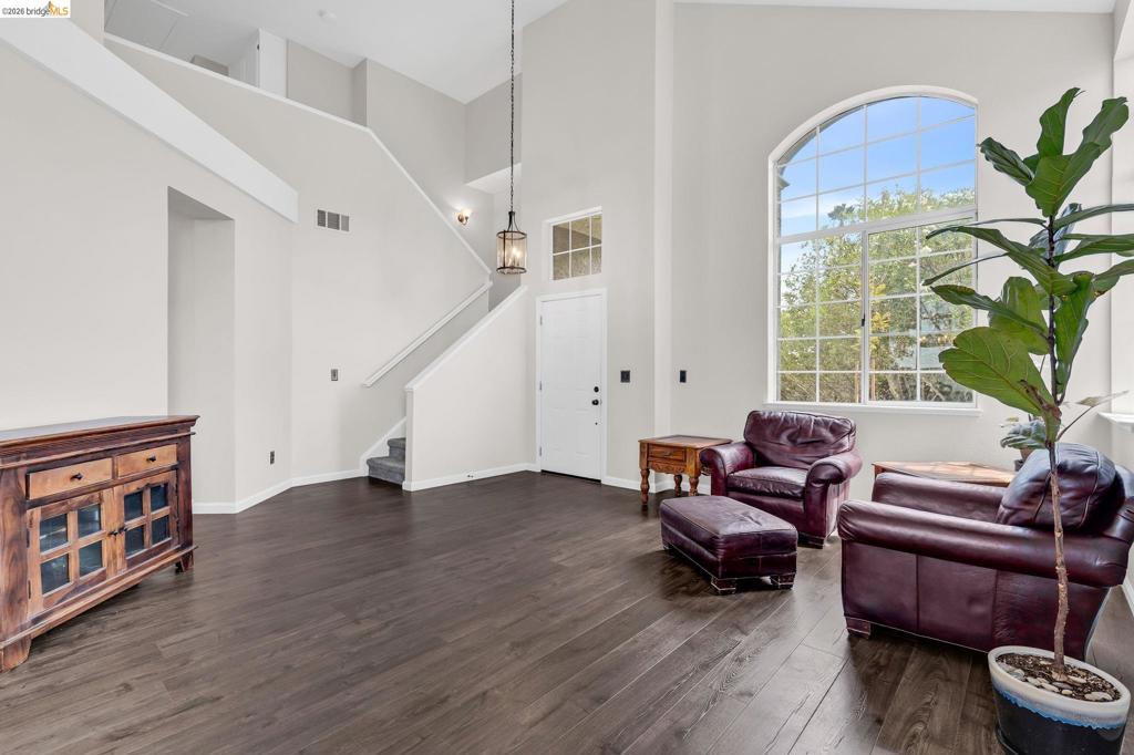 2158 Newport Ct Property Photo 11