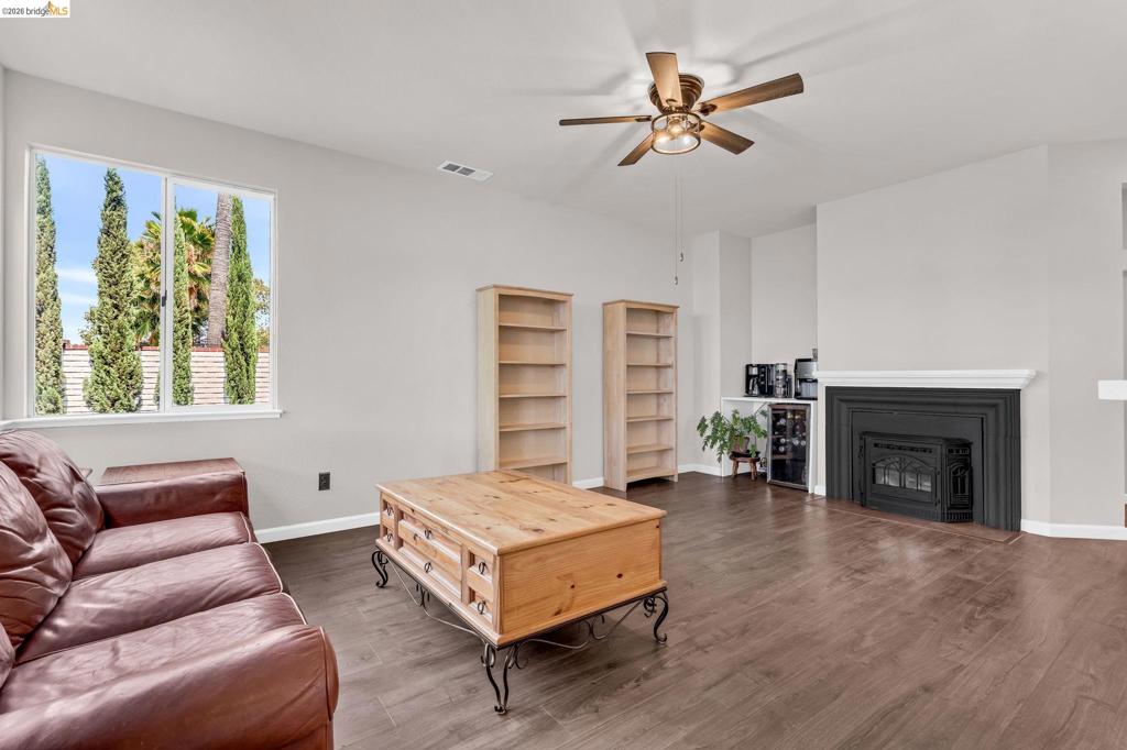 2158 Newport Ct Property Photo 18