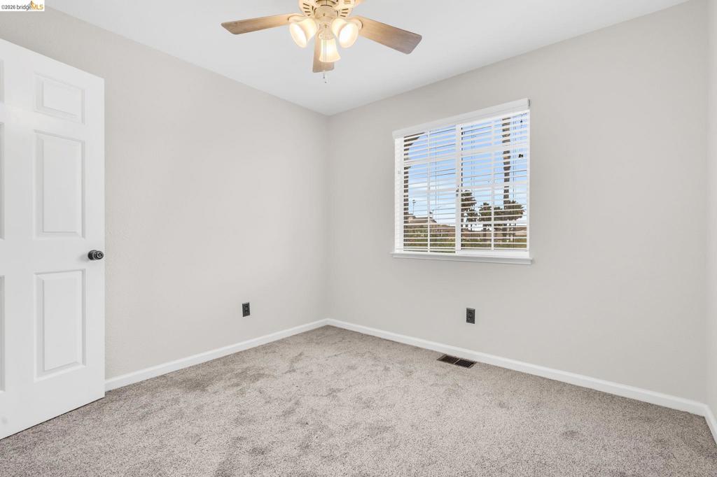 2158 Newport Ct Property Photo 42