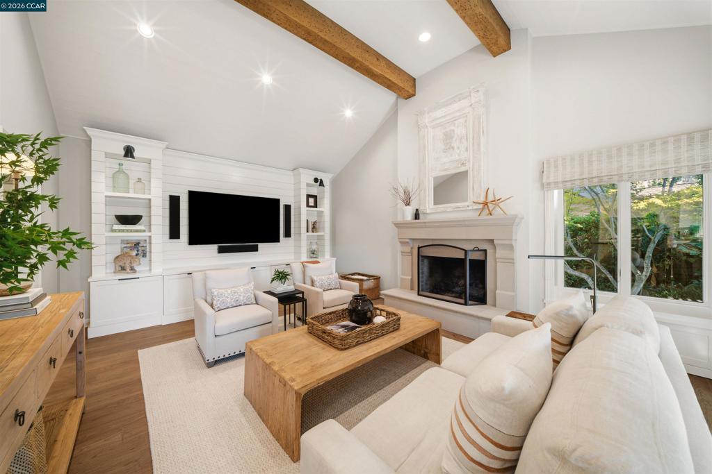 529 Carleton Way Property Photo 30