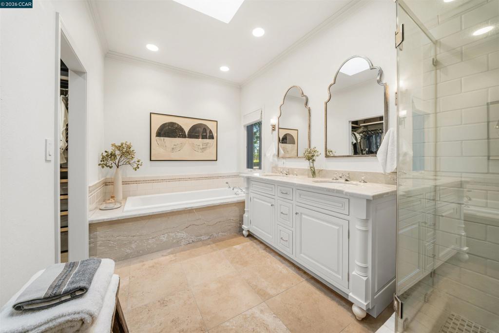 529 Carleton Way Property Photo 39