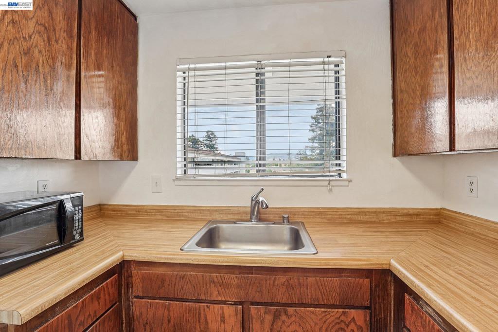1790 Ellis St 34 Property Photo 7