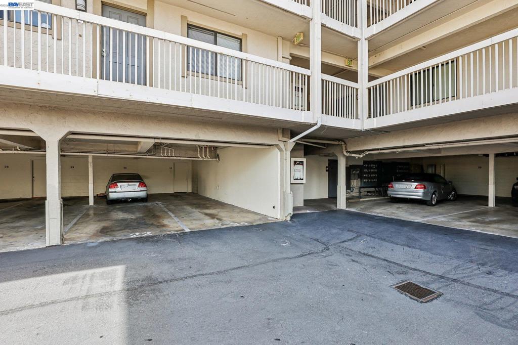 1790 Ellis St 34 Property Photo 26
