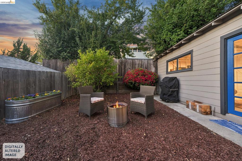 1390 E 31st St Property Photo 30