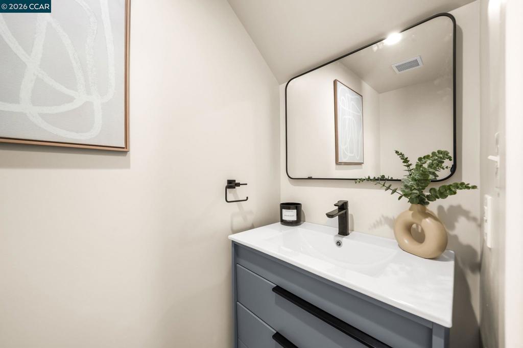 1705 Dalessi Dr Property Photo 16