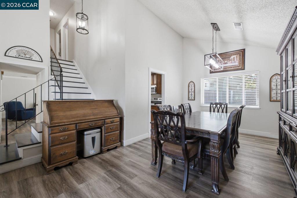15 Plumas Ct Property Photo 6
