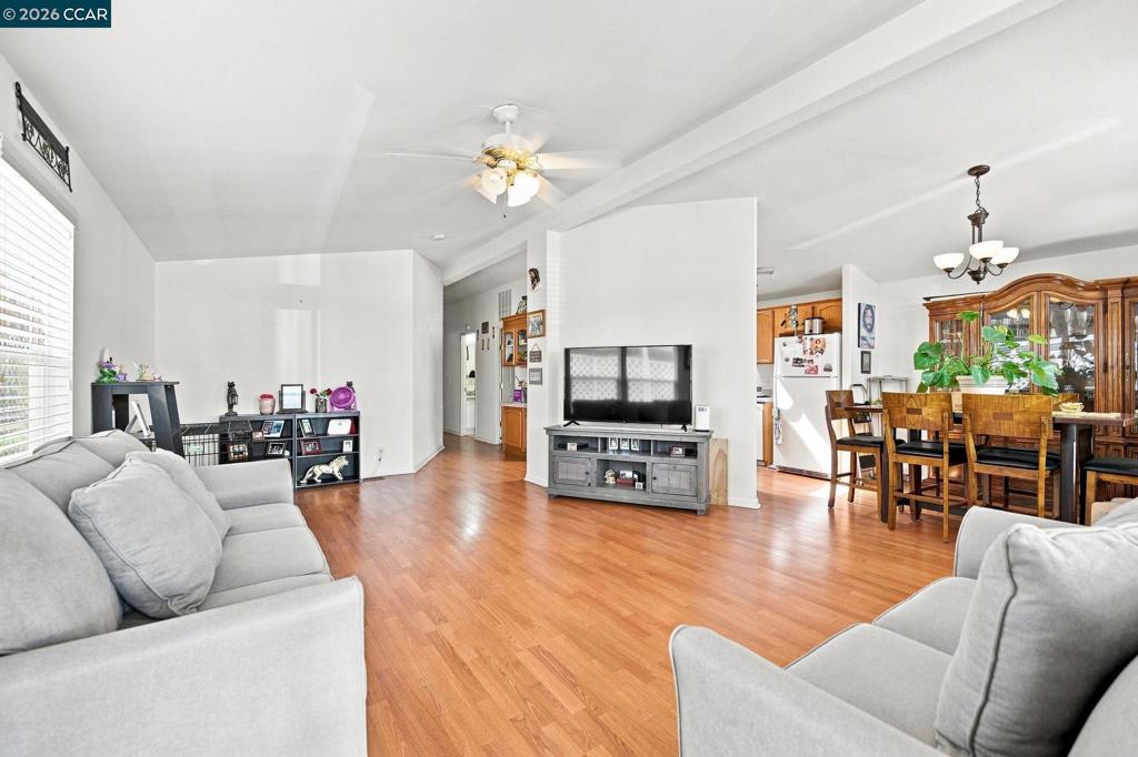 16711 Marsh Creek Road Property Photo 4