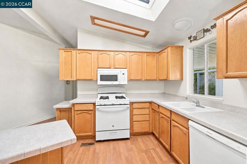 16711 Marsh Creek Road Property Photo 10