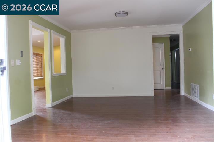 190 Iris Rd Property Photo 14